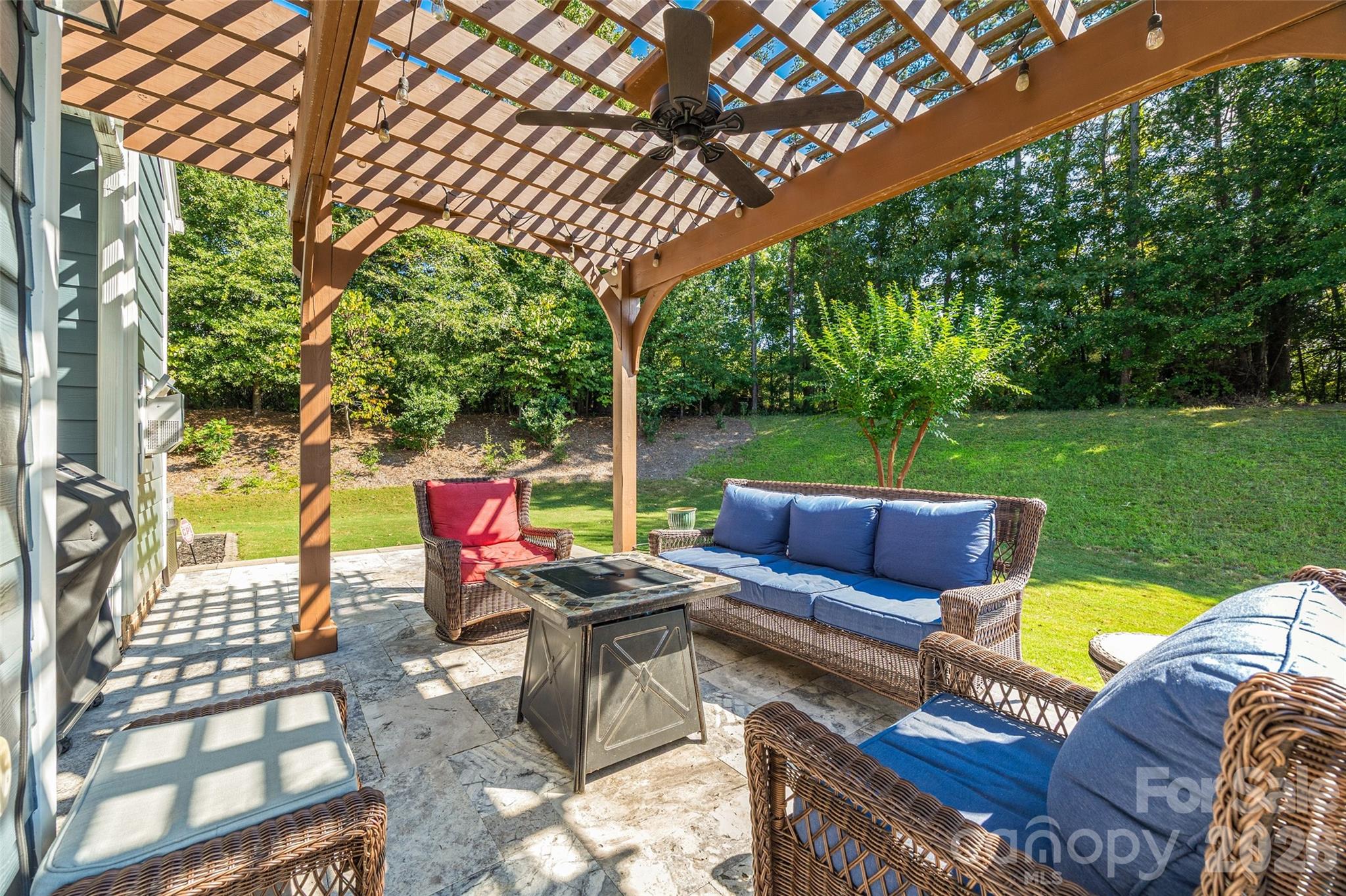 Hawks Creek - Residential