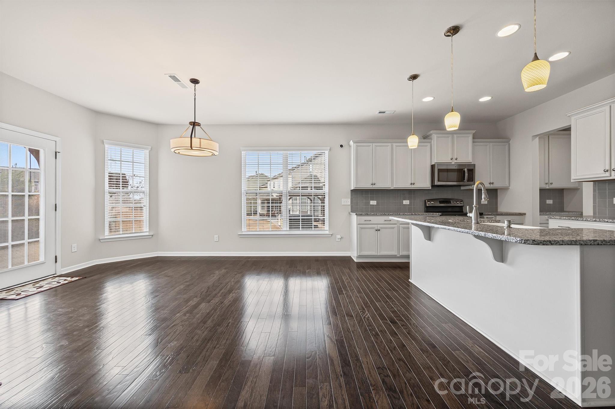 Hawks Creek - Residential