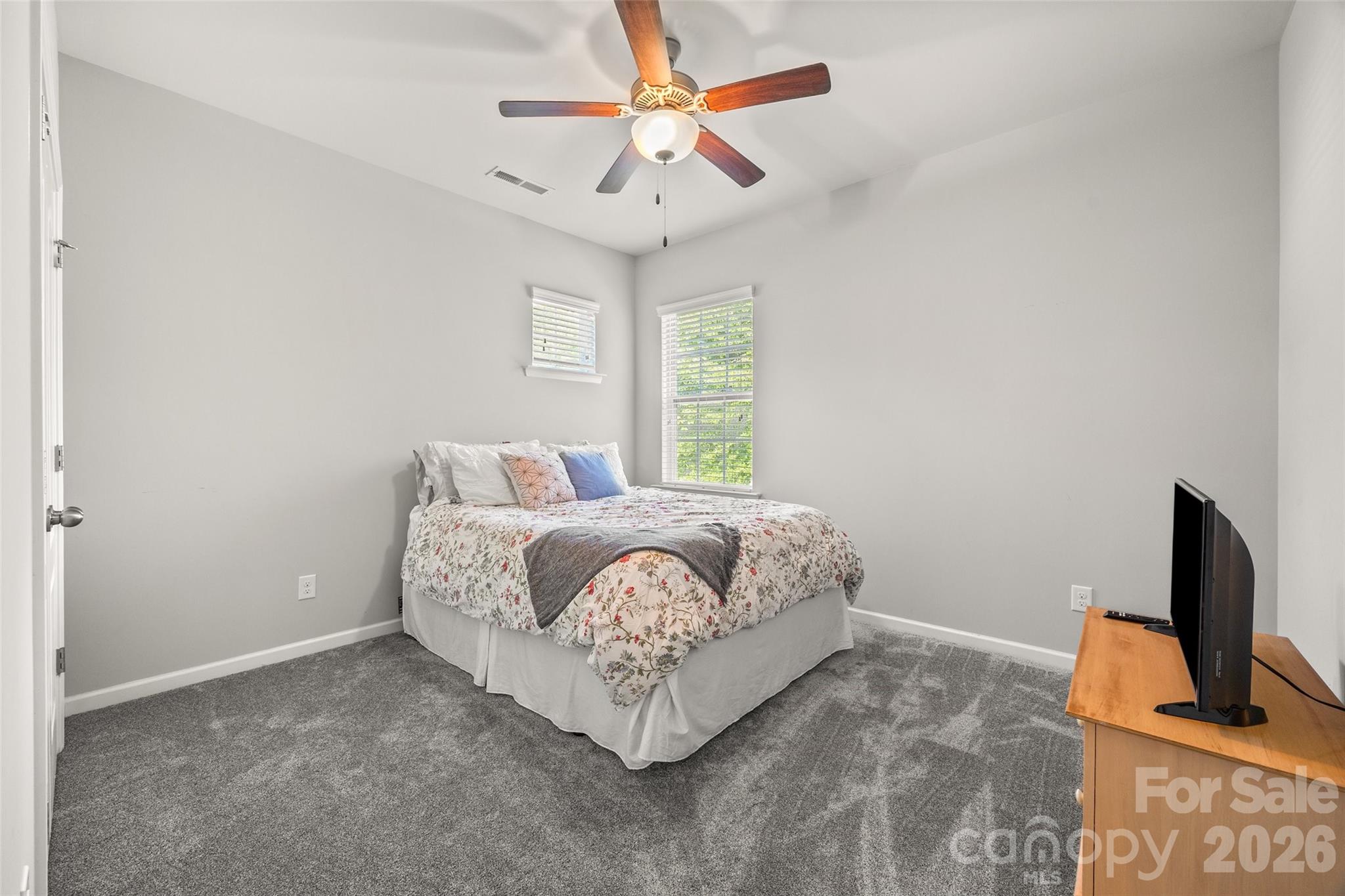 Hawks Creek - Residential