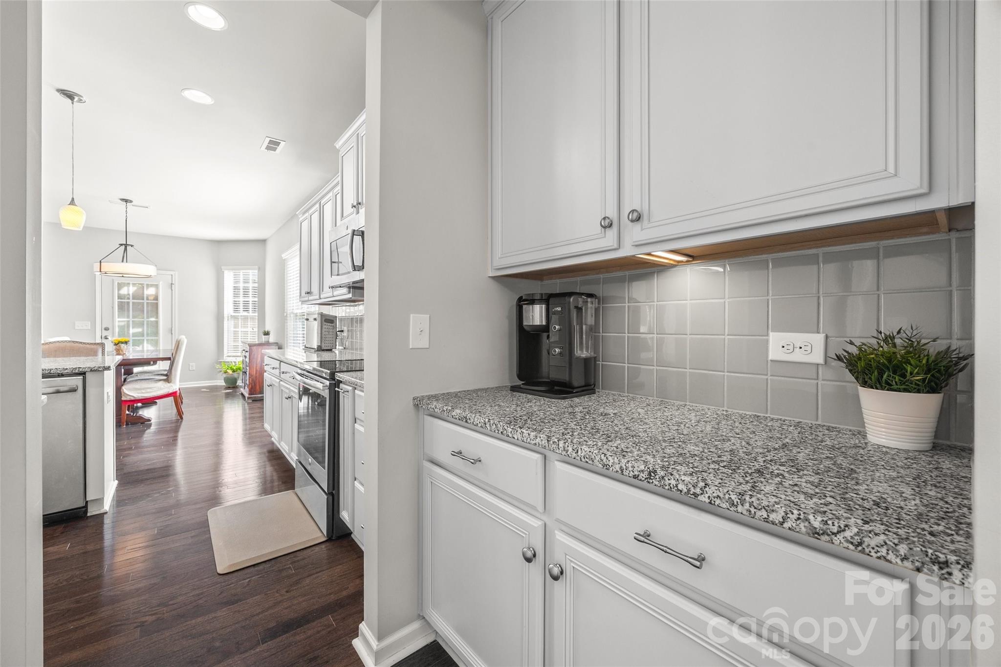 Hawks Creek - Residential