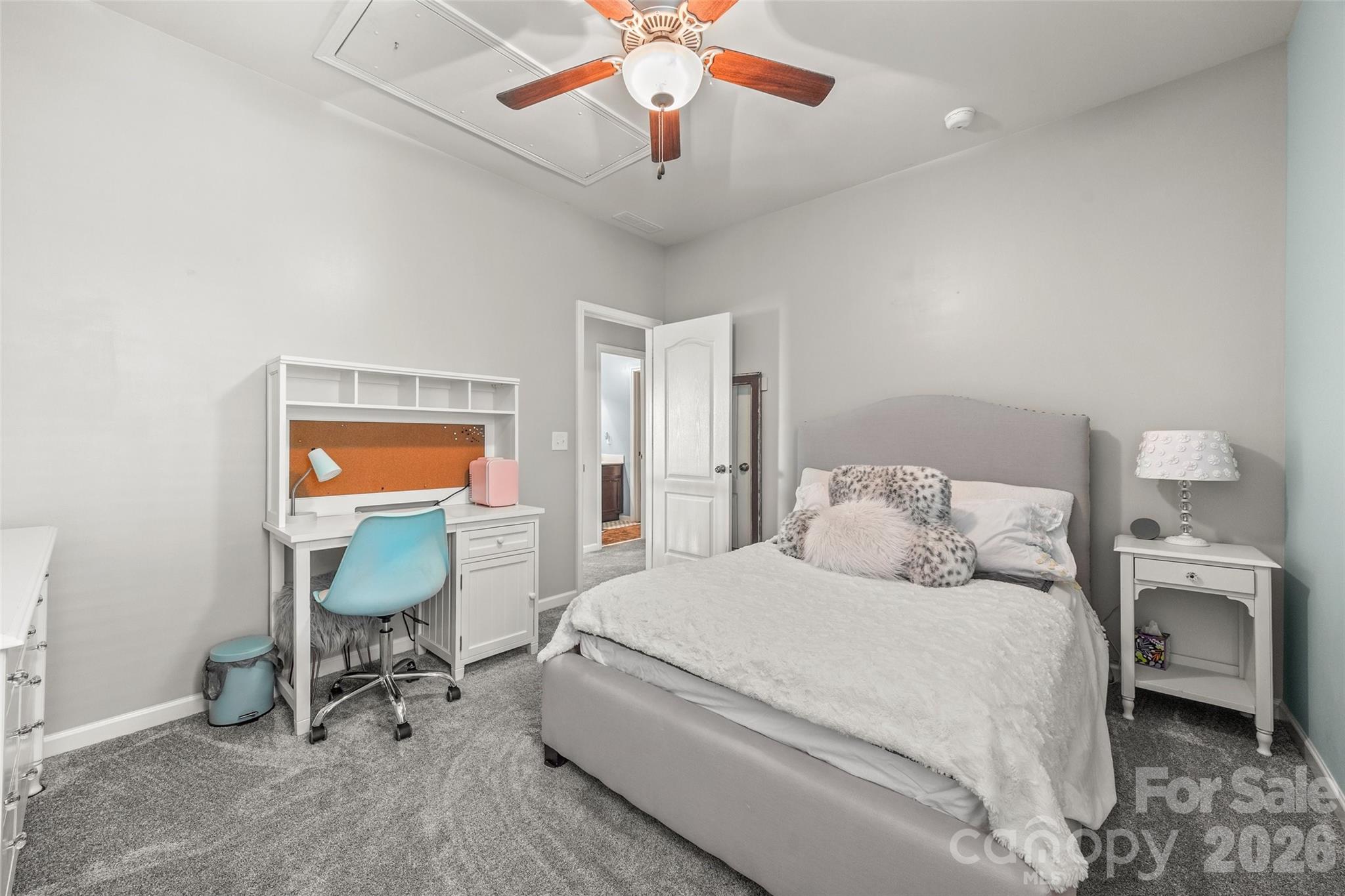 Hawks Creek - Residential