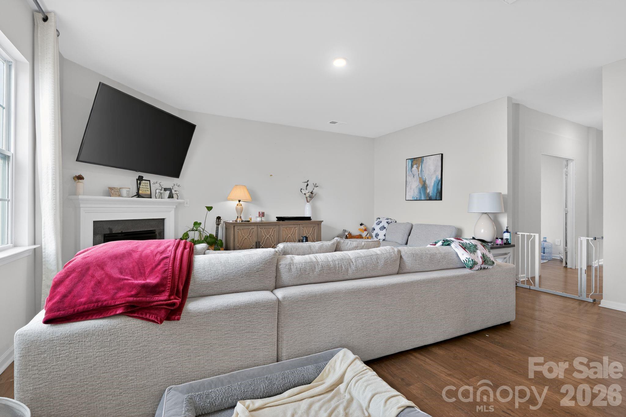 Sequoia Forest - Residential