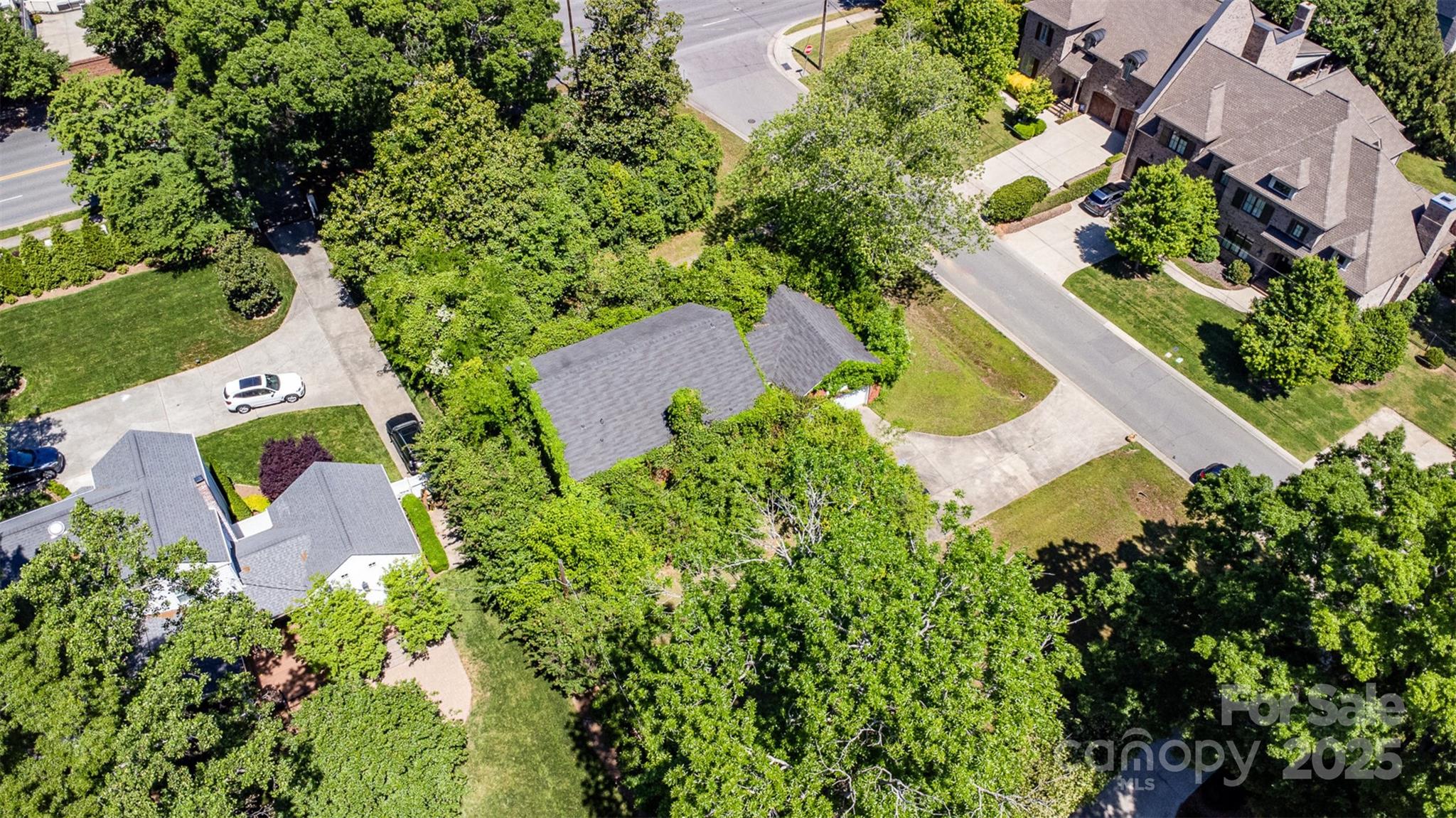 1501 S Wendover Road 1