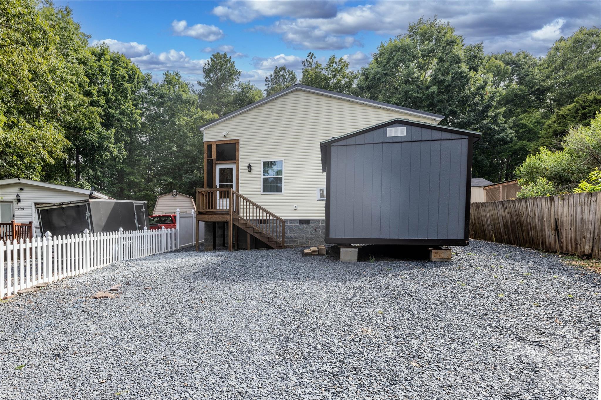 192 Roberts Ridge Road