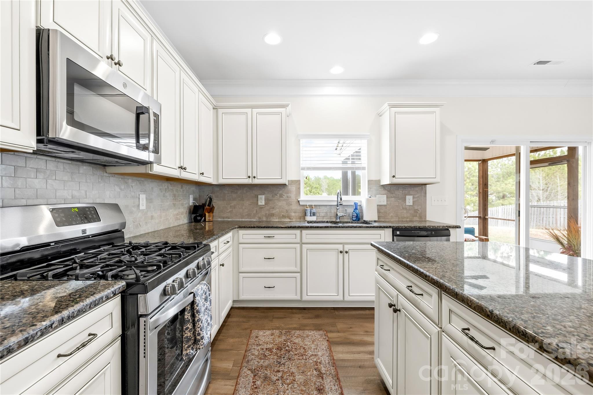 Dutchmans Ridge - Residential