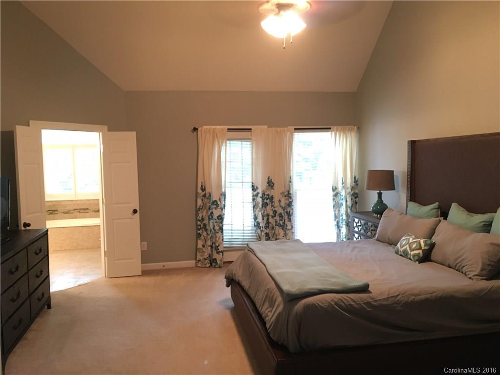 Davis Lake - Residential