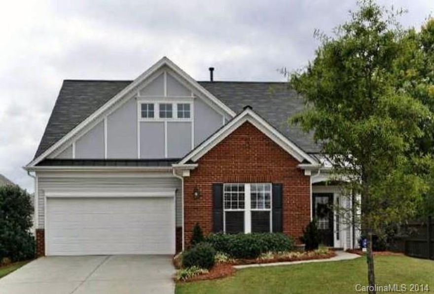 The beautiful foyer leads into a two story Great Room w/fireplace.  Beautiful wood cabinets with granite counter tops in the kitchen with black appliances.  Two bedrooms down with one bedroom upstairs--each bedroom has their own bath  Located on a cul-de-sac in a quiet neighborhood where you can relax on your screened in porch because the Lawn Maintenance is included in the HOA dues!!!!!  Close to Siskey Y and lots of shops and restaurants.