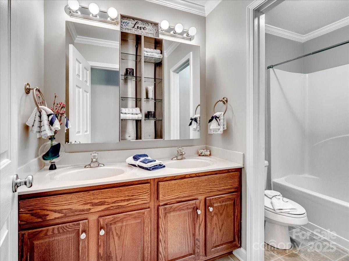 Lynnwood Farms - Residential