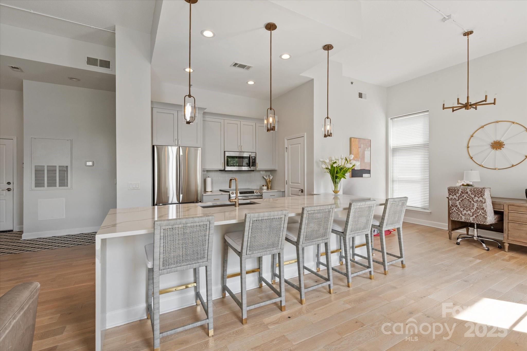1315 East Boulevard 225