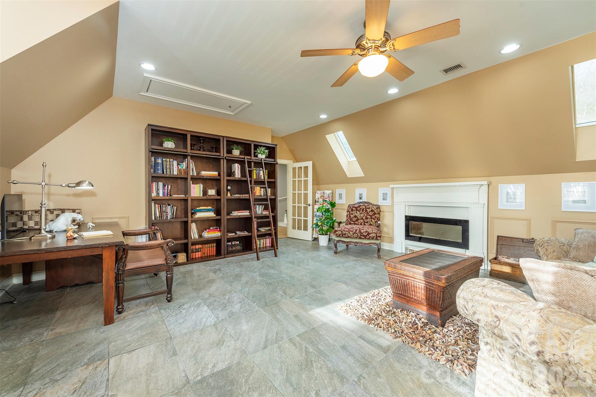 Poplar Ridge - Residential