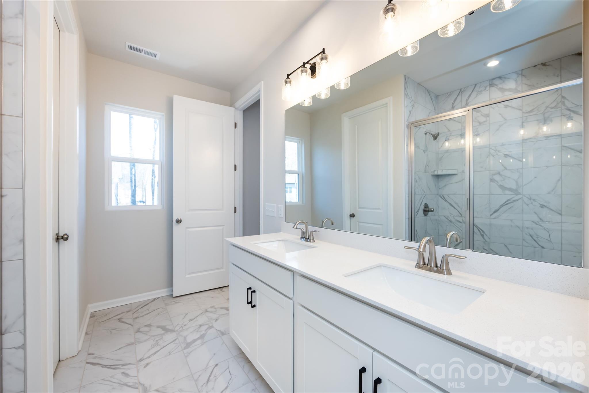 Fifteen 15 Cannon - Residential