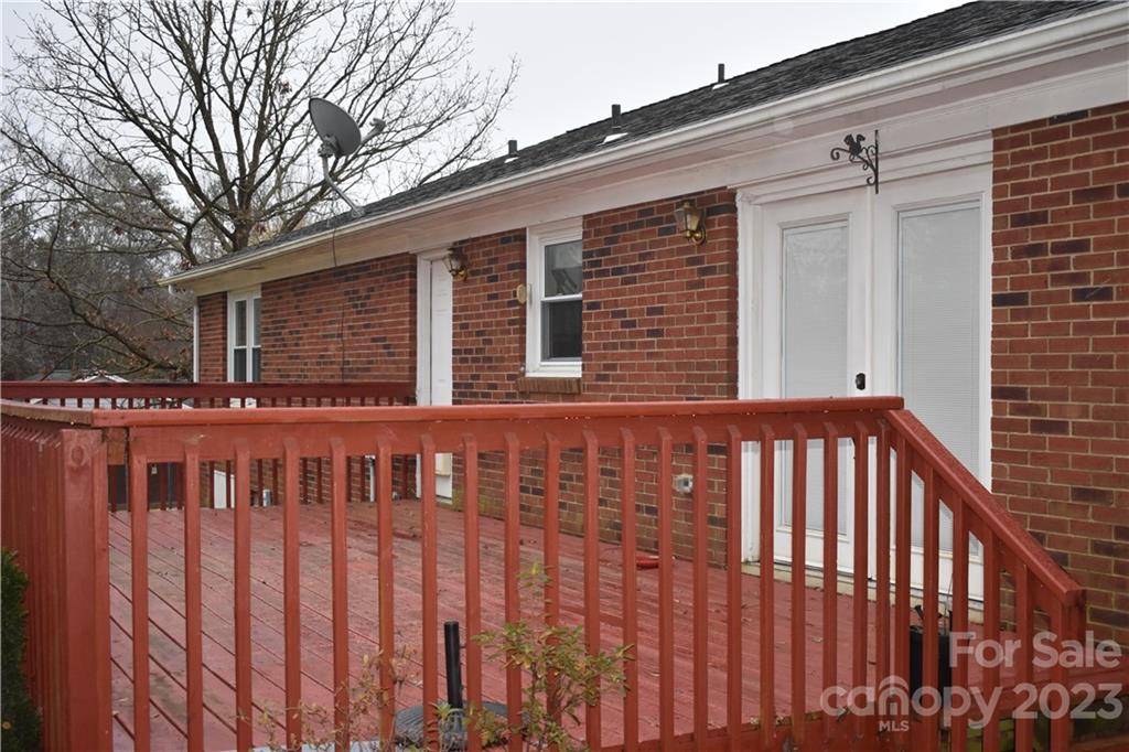 Phifer Crest - Residential