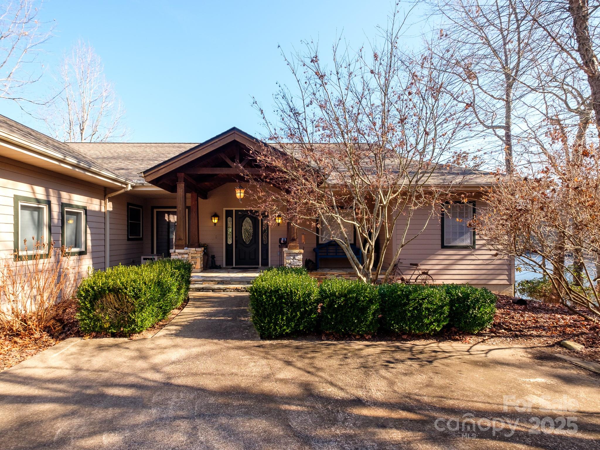 Connestee Falls - Residential