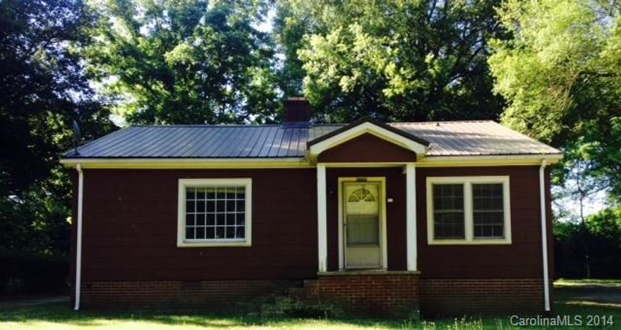 Nice & Roomy 2Br./1Ba. home in downtown Mooresville with large yard located in Mooresville Graded School District.