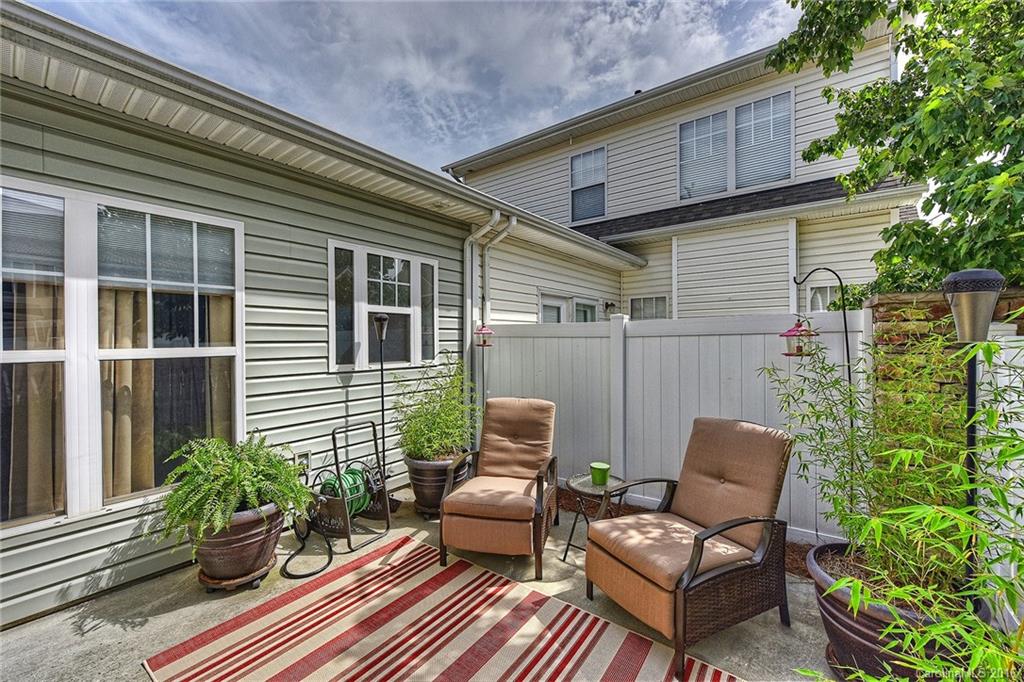 Stonegrove - Residential