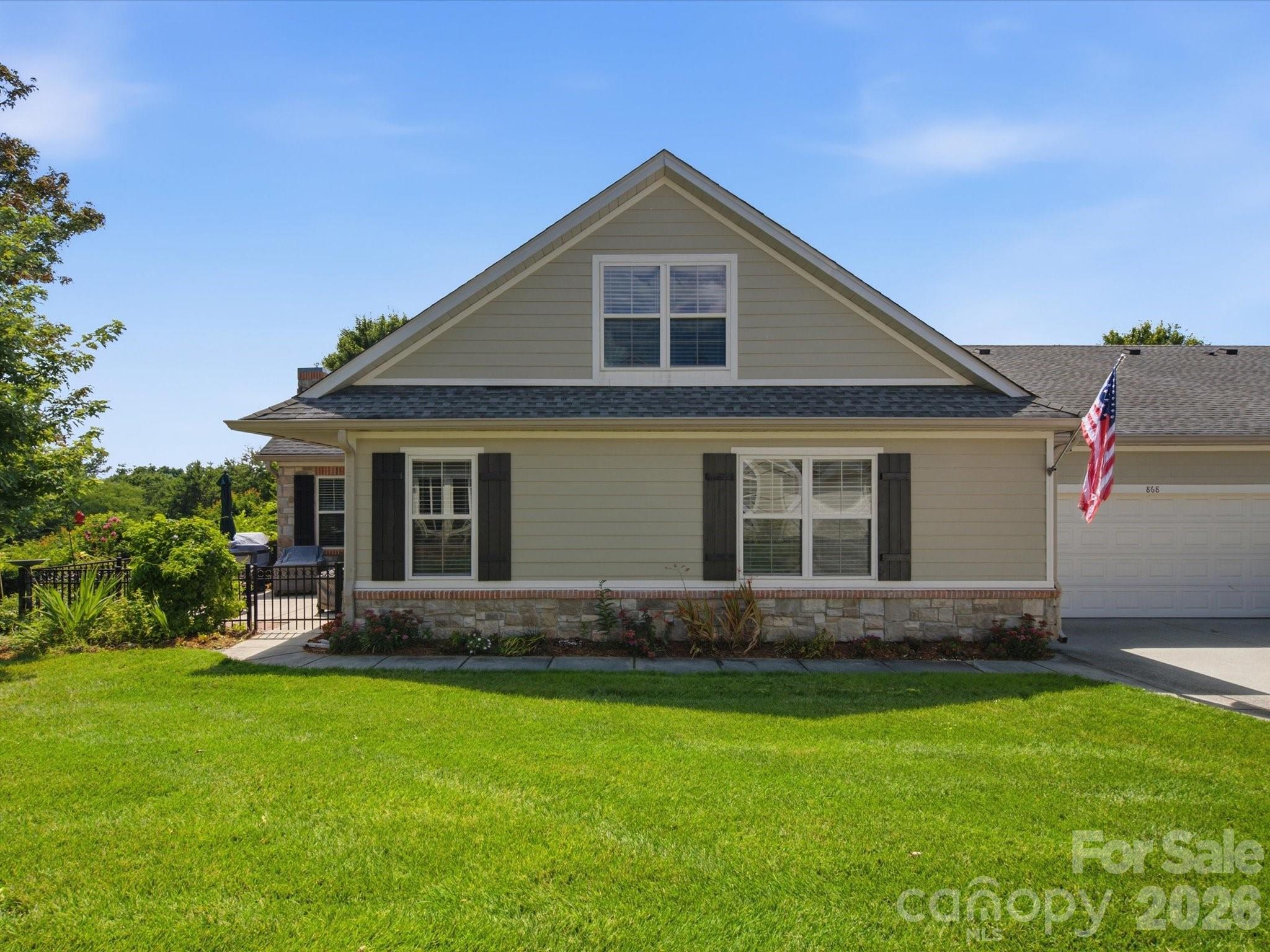 868 Ledgestone Court