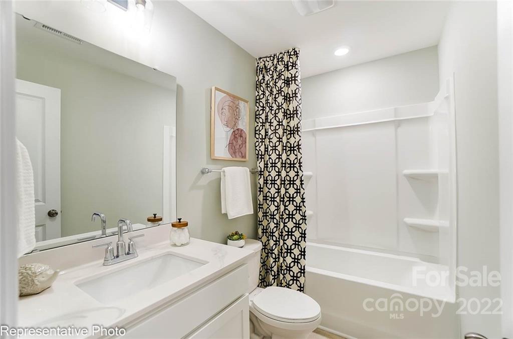 Harrisburg Village - Residential