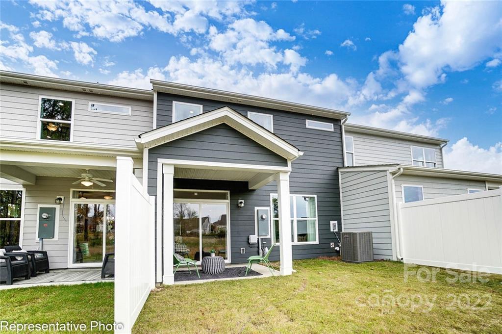 Harrisburg Village - Residential