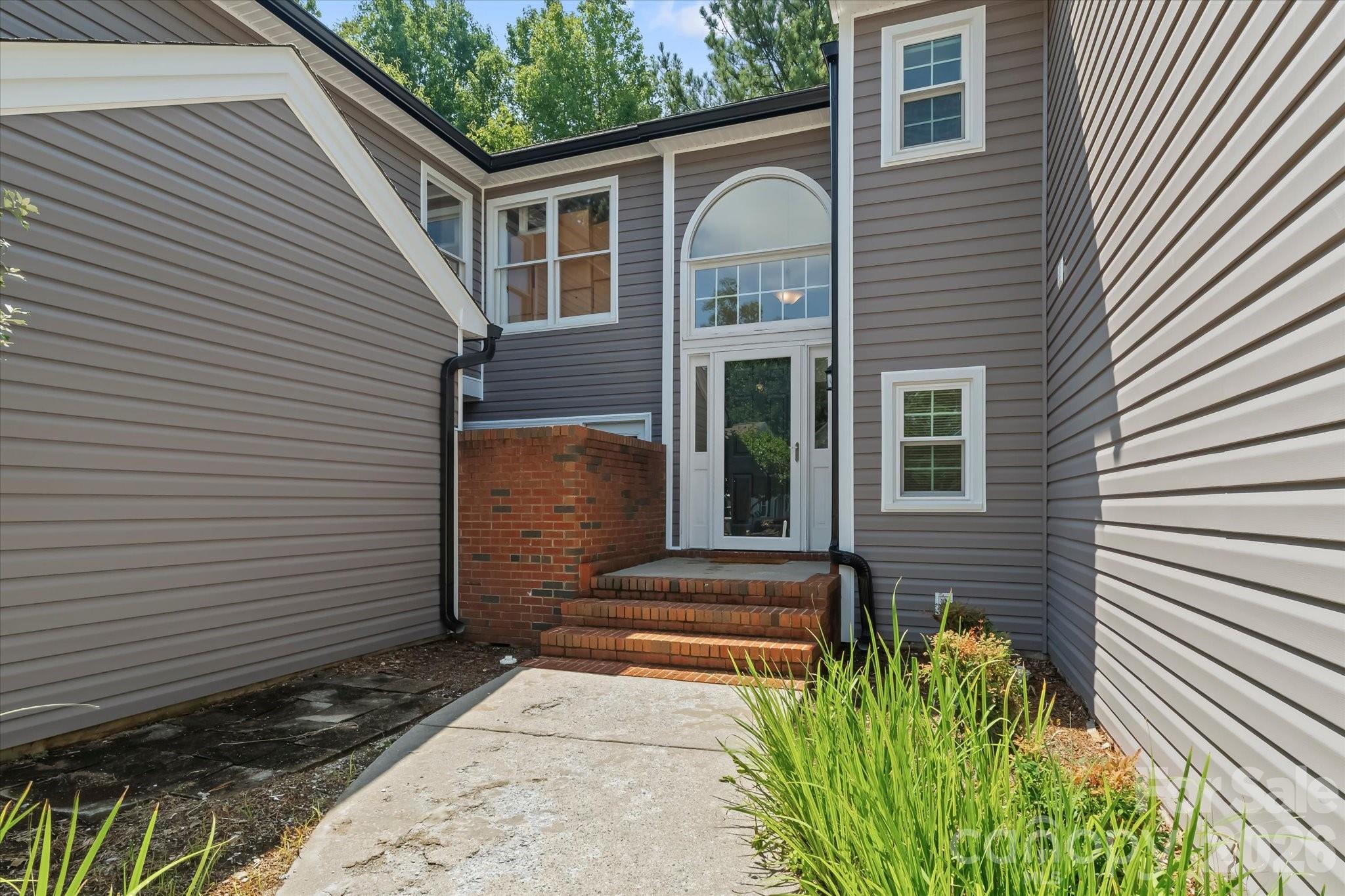 4818 Whistling Oak Court