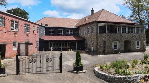 A home in Tryon