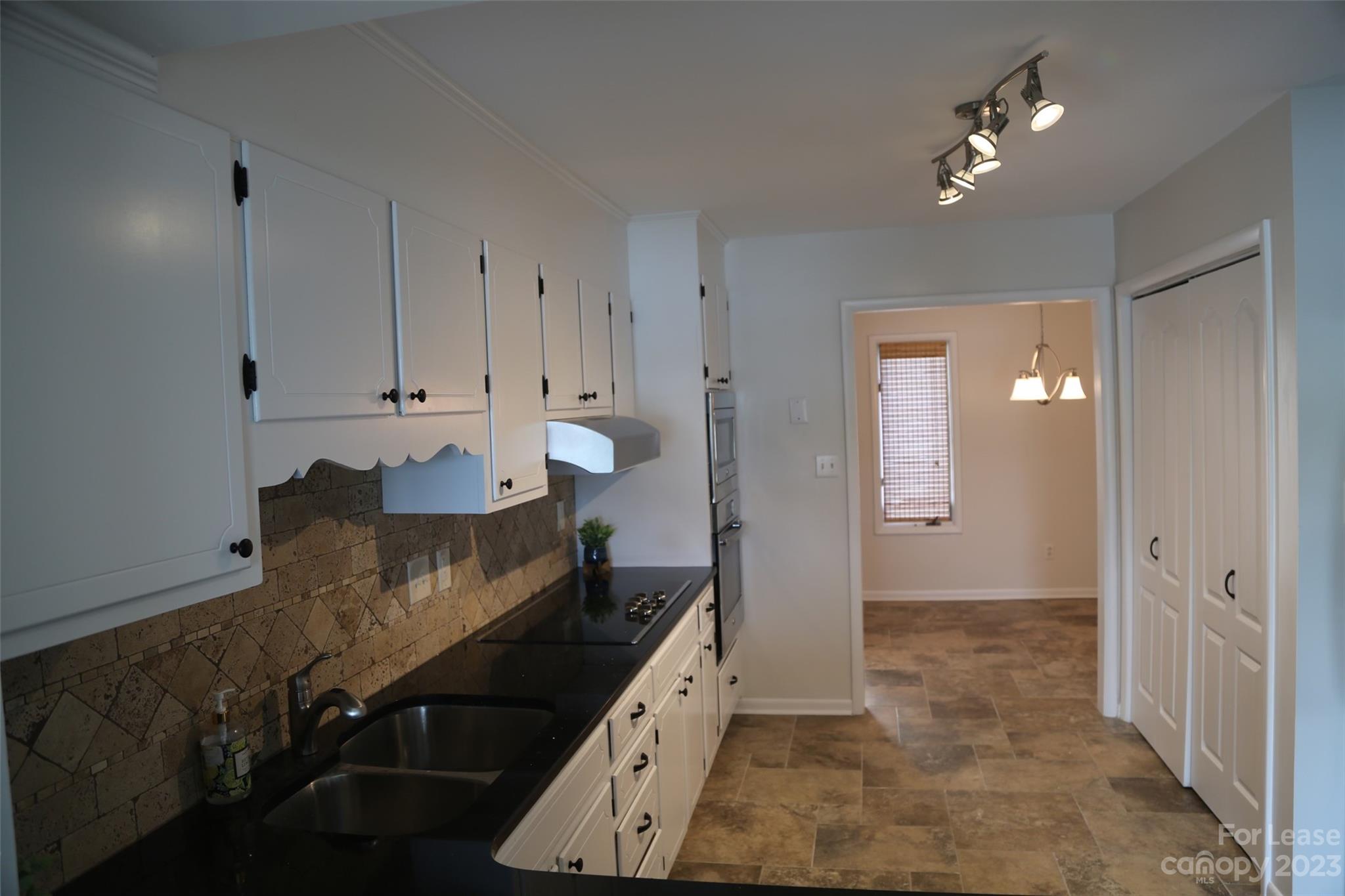 Mariner Villas - Residential Lease