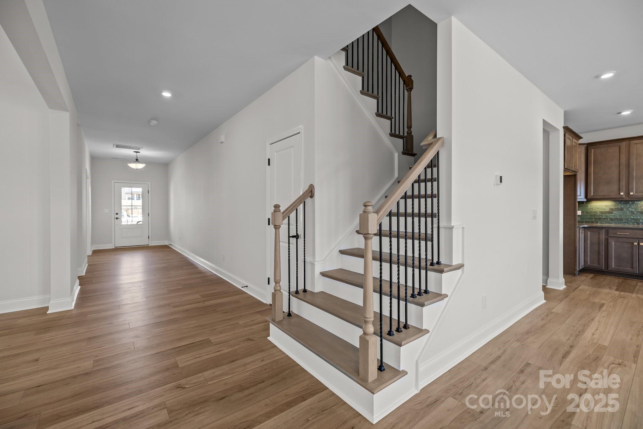 Lakeside Glen - Residential