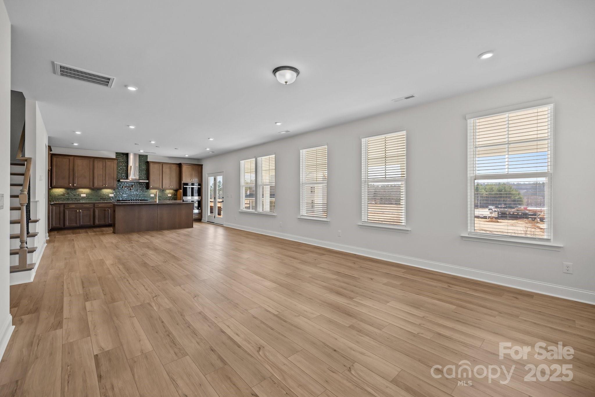 Lakeside Glen - Residential