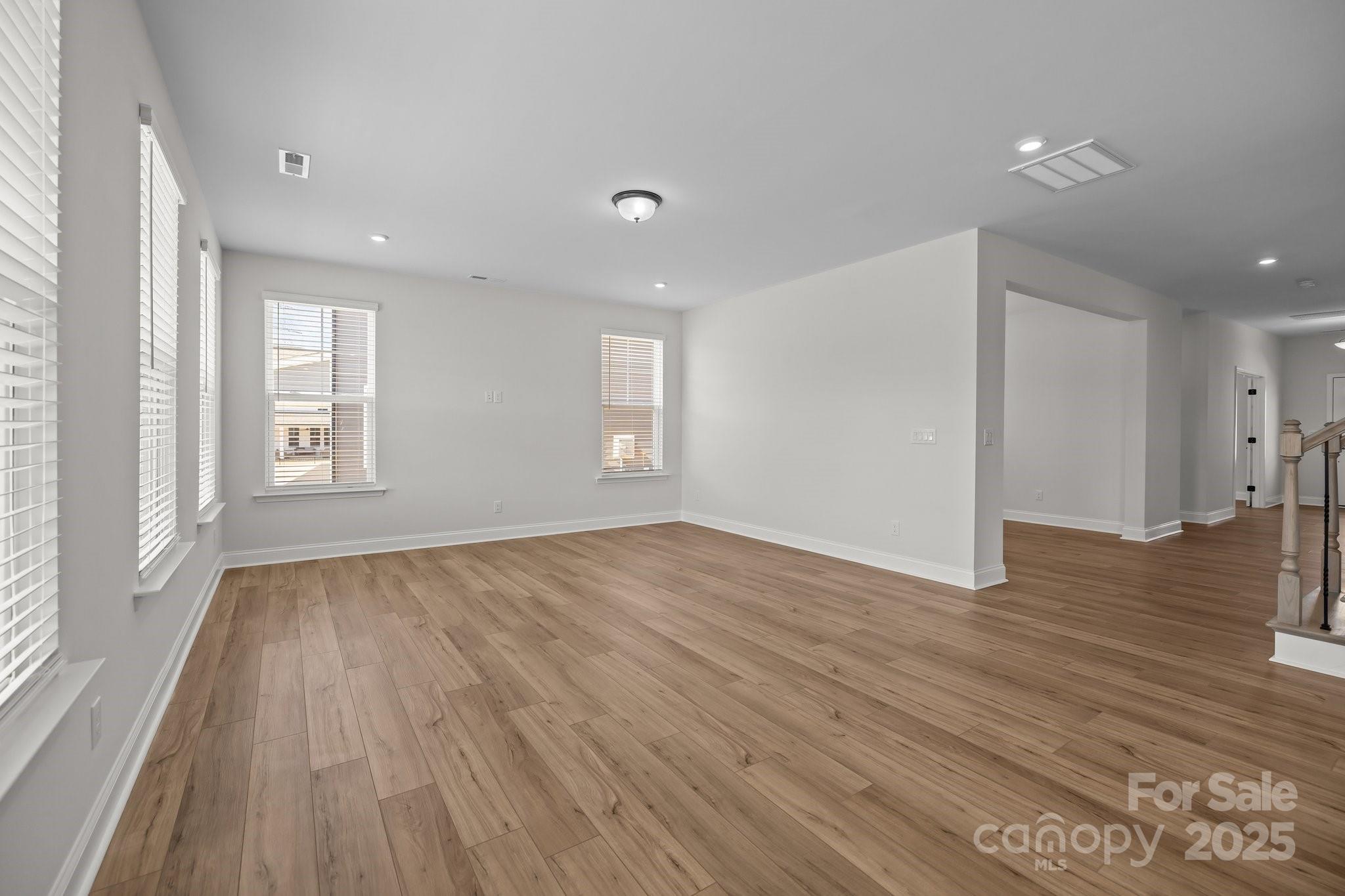 Lakeside Glen - Residential