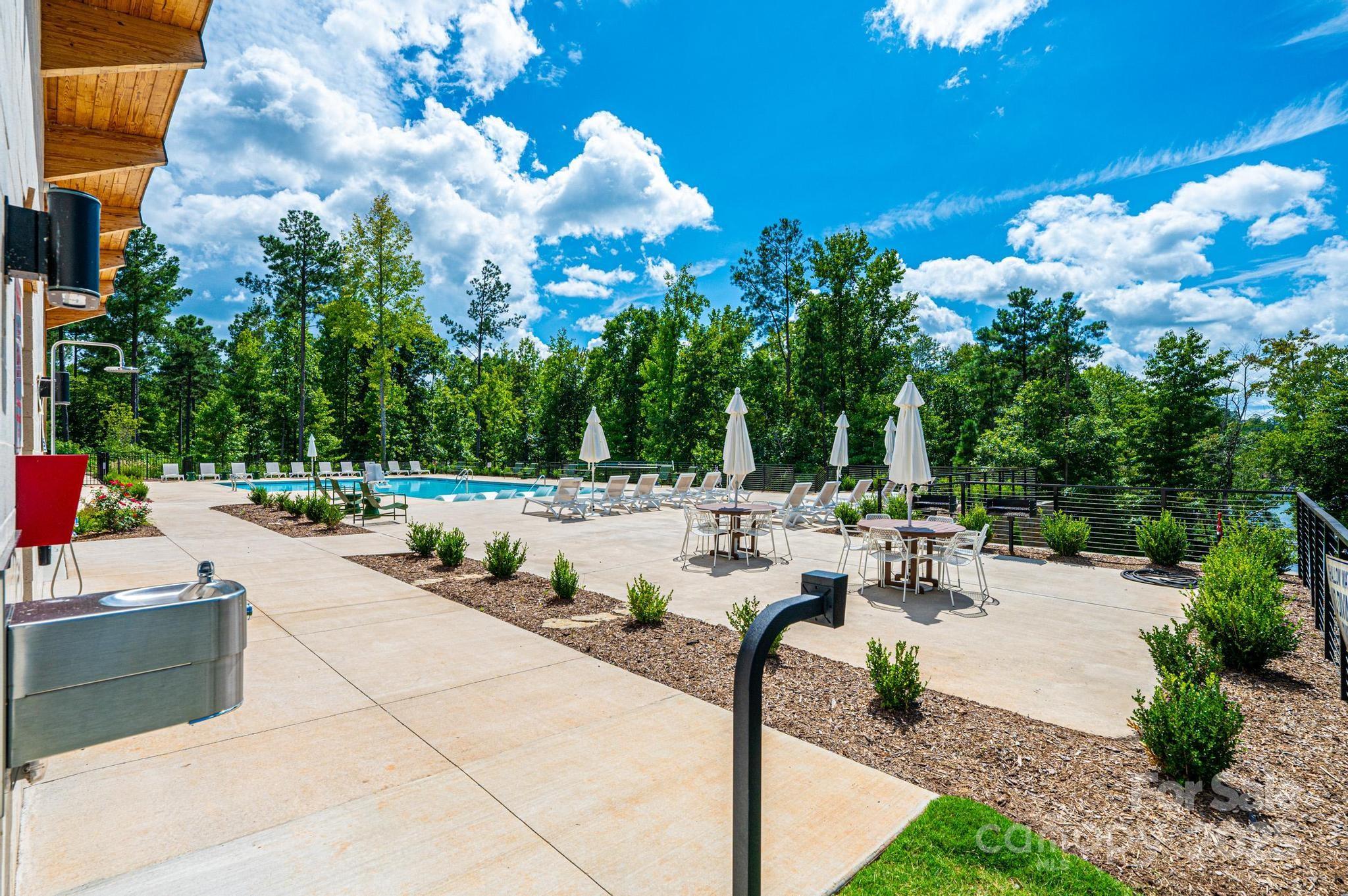 Lakeside Reserve - Land