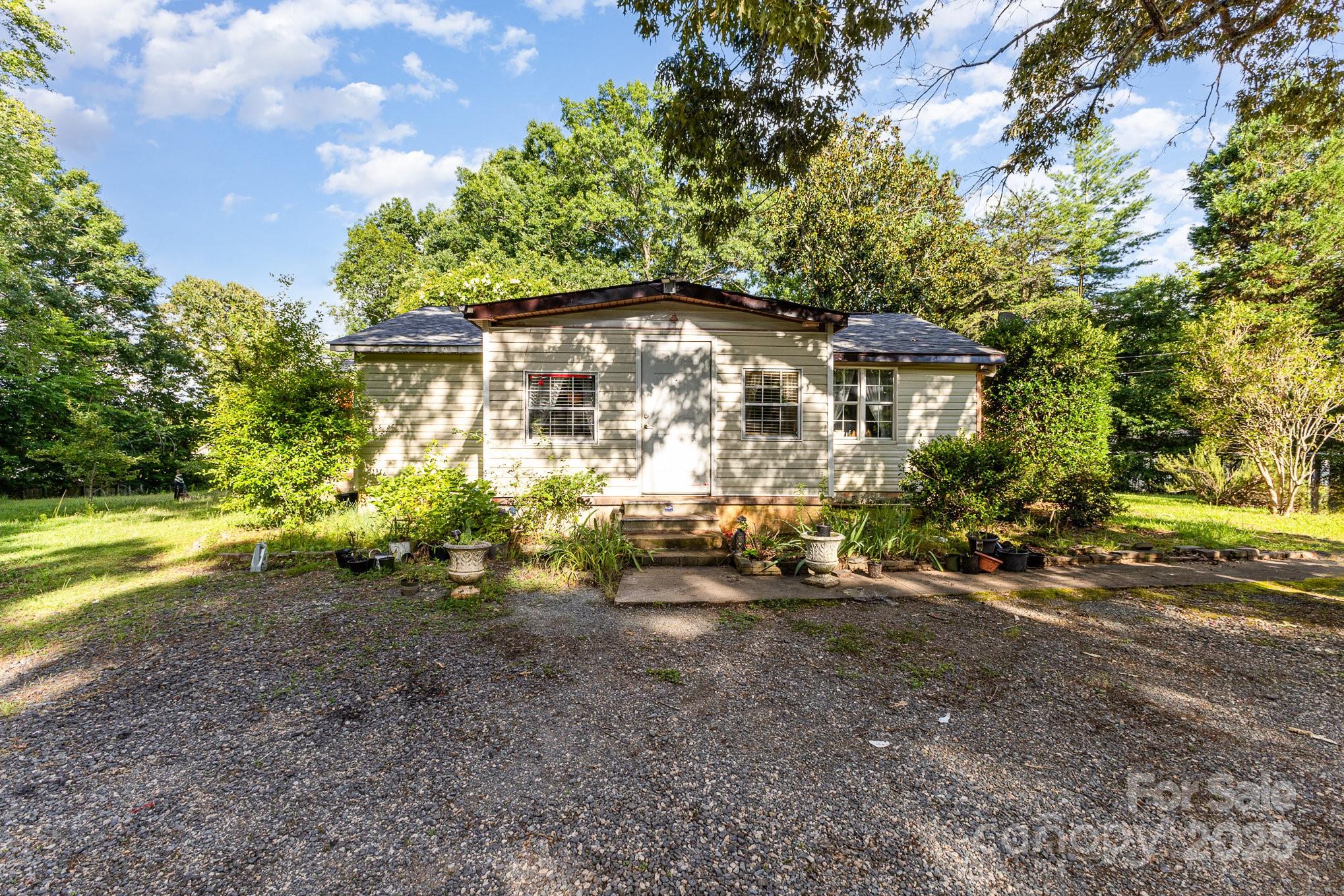 8301 Pine Oak Road