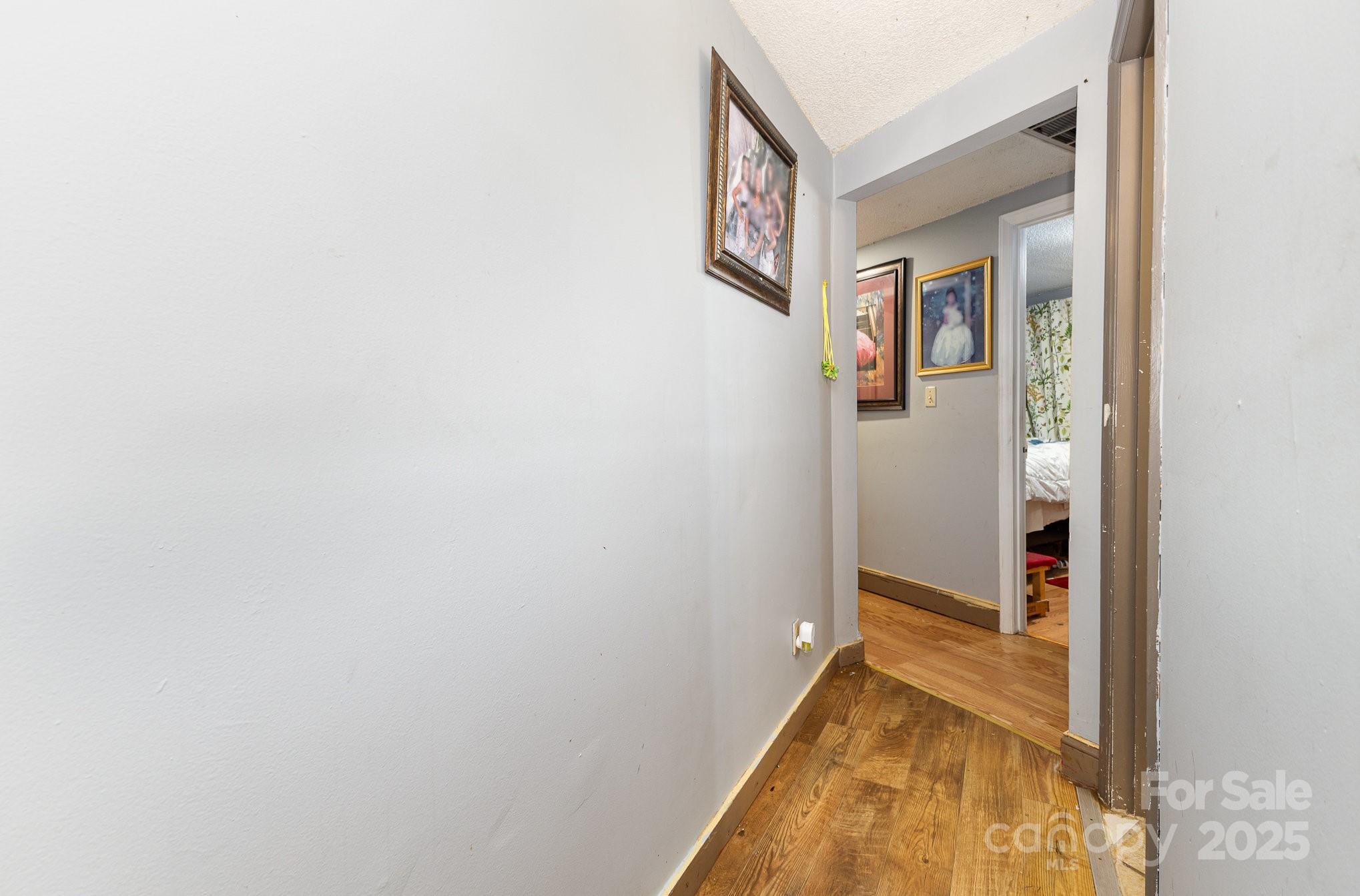 8301 Pine Oak Road