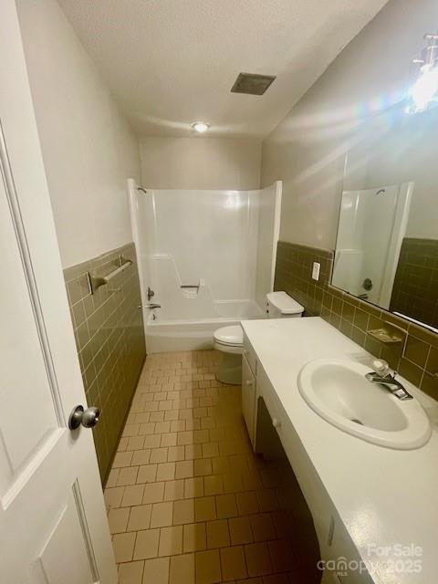 Sunset Pointe - Residential