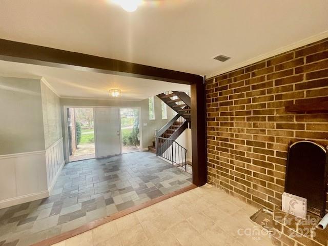 4220 Honeysuckle Road
