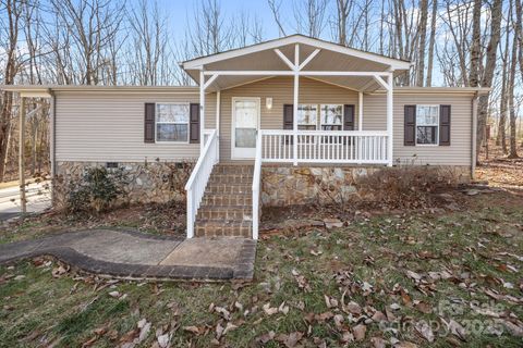 5043 Pebble Stone Road Maiden NC 28650