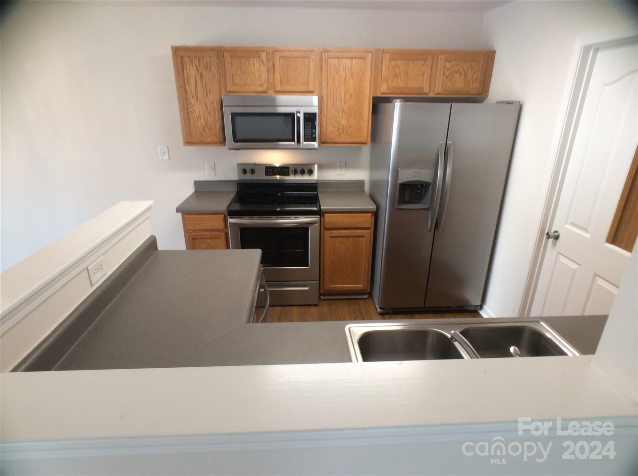 Avery Glen - Residential Lease