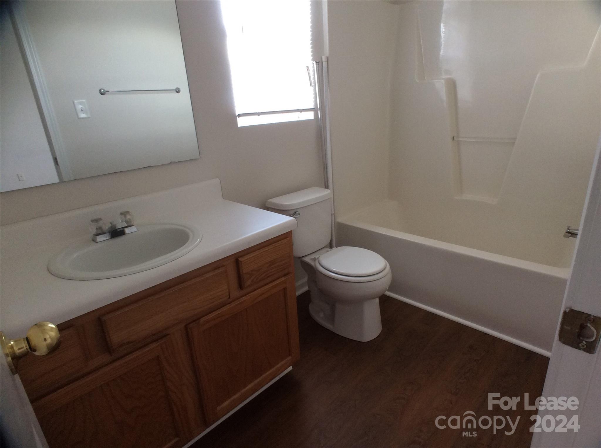 Avery Glen - Residential Lease