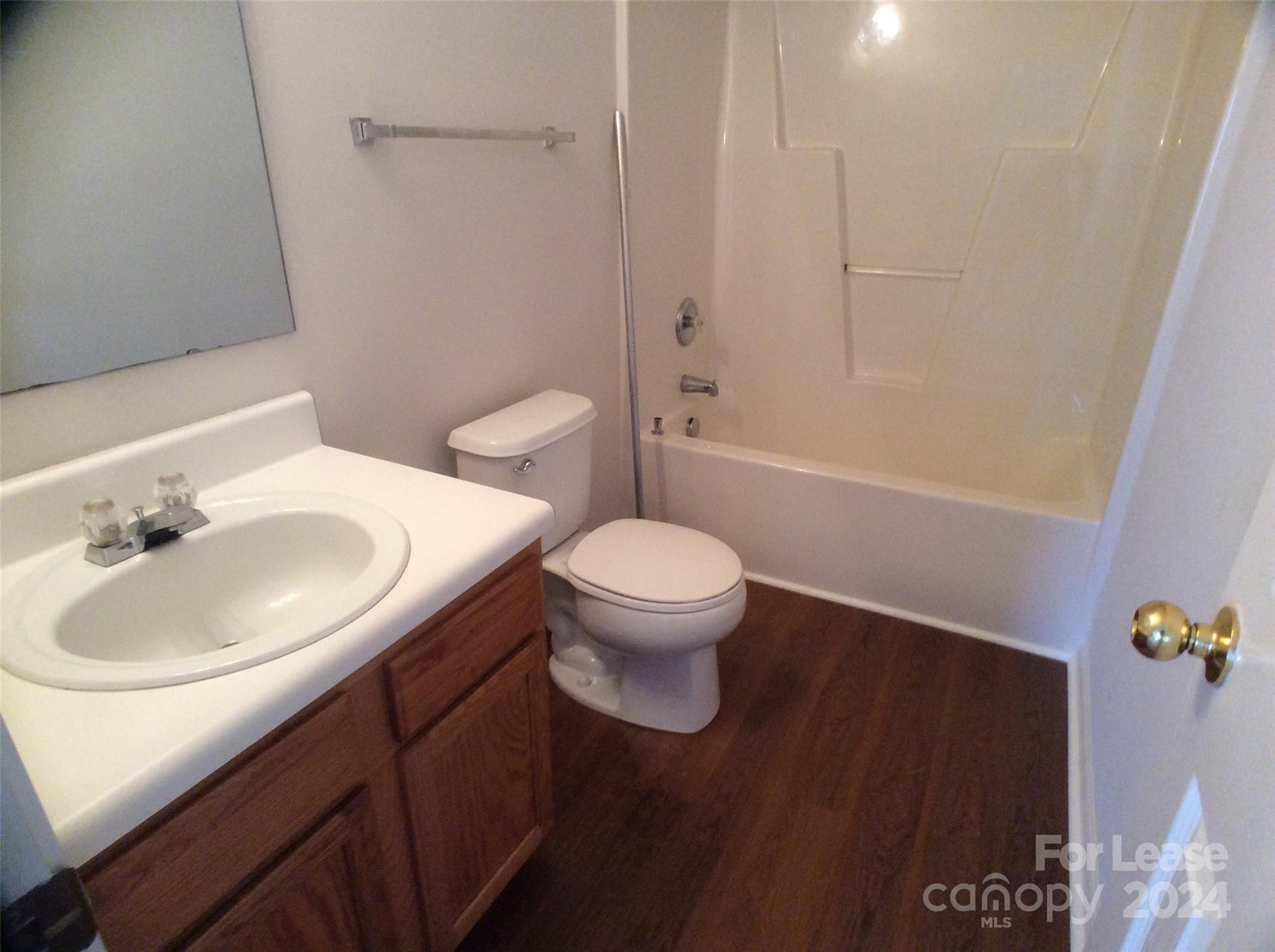 Avery Glen - Residential Lease