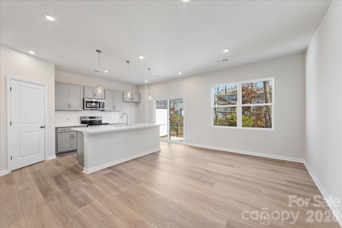 Fifteen 15 Cannon - Residential