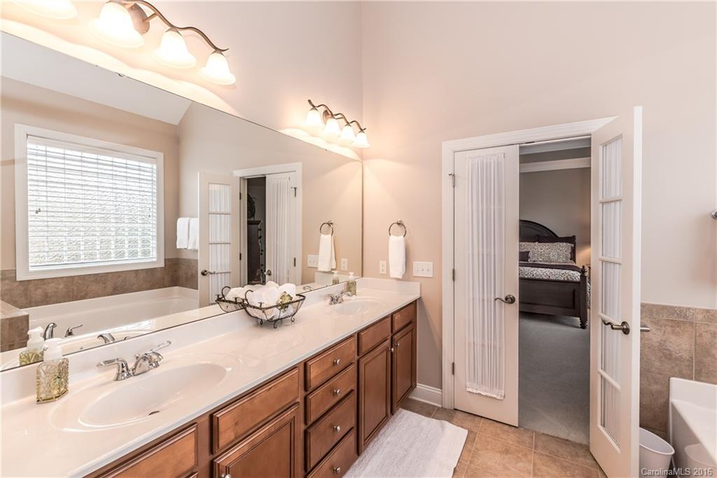 Regent Park - Residential