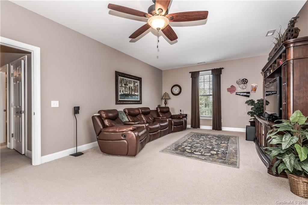 Regent Park - Residential