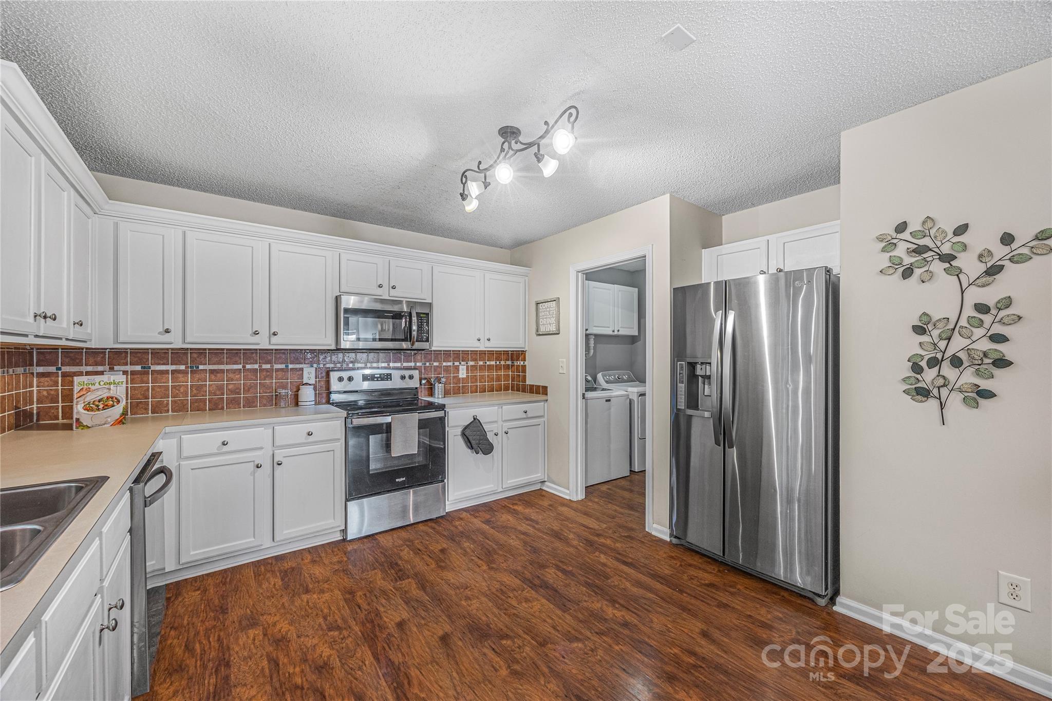 Amber Woods - Residential