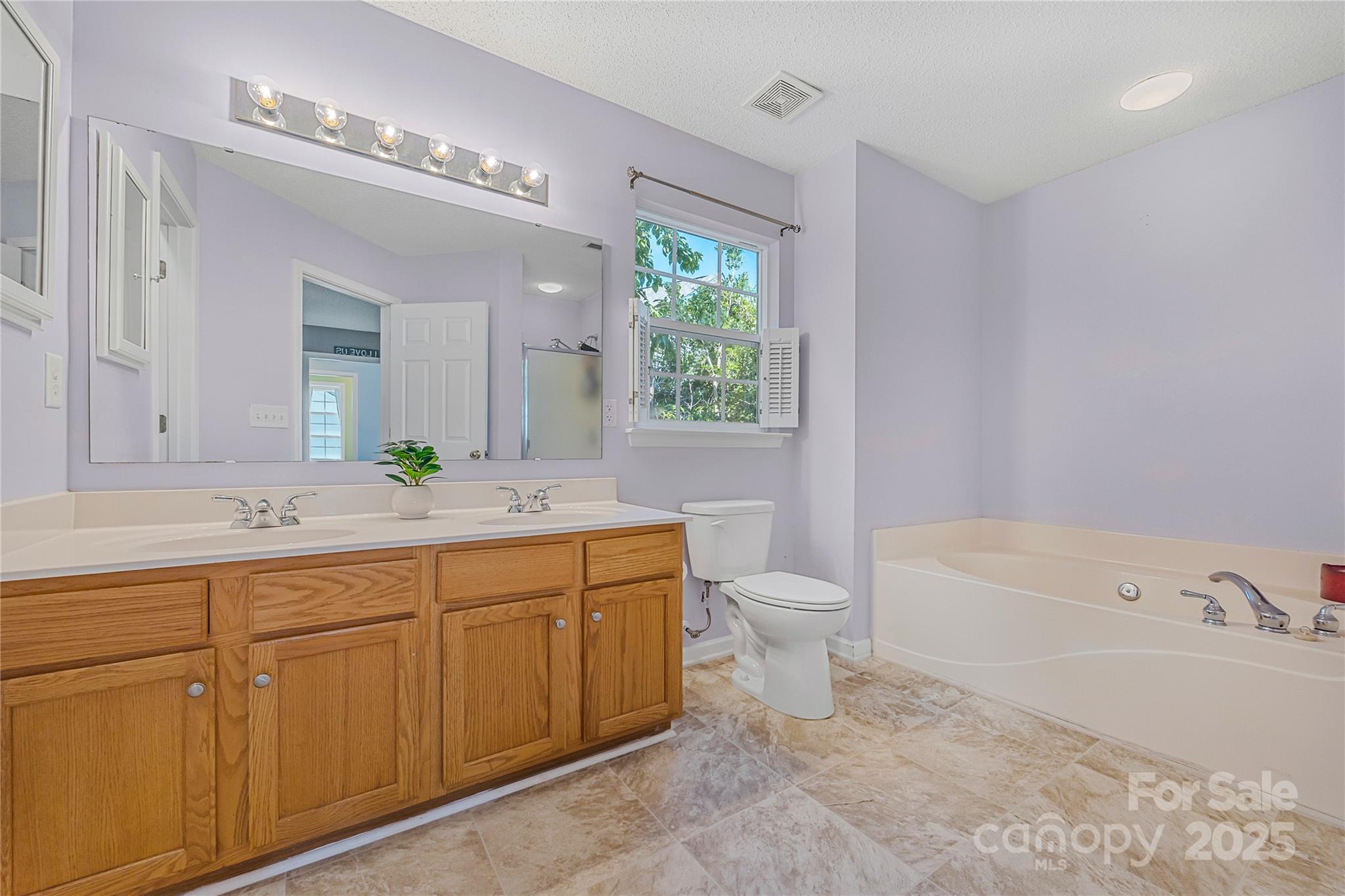 Amber Woods - Residential