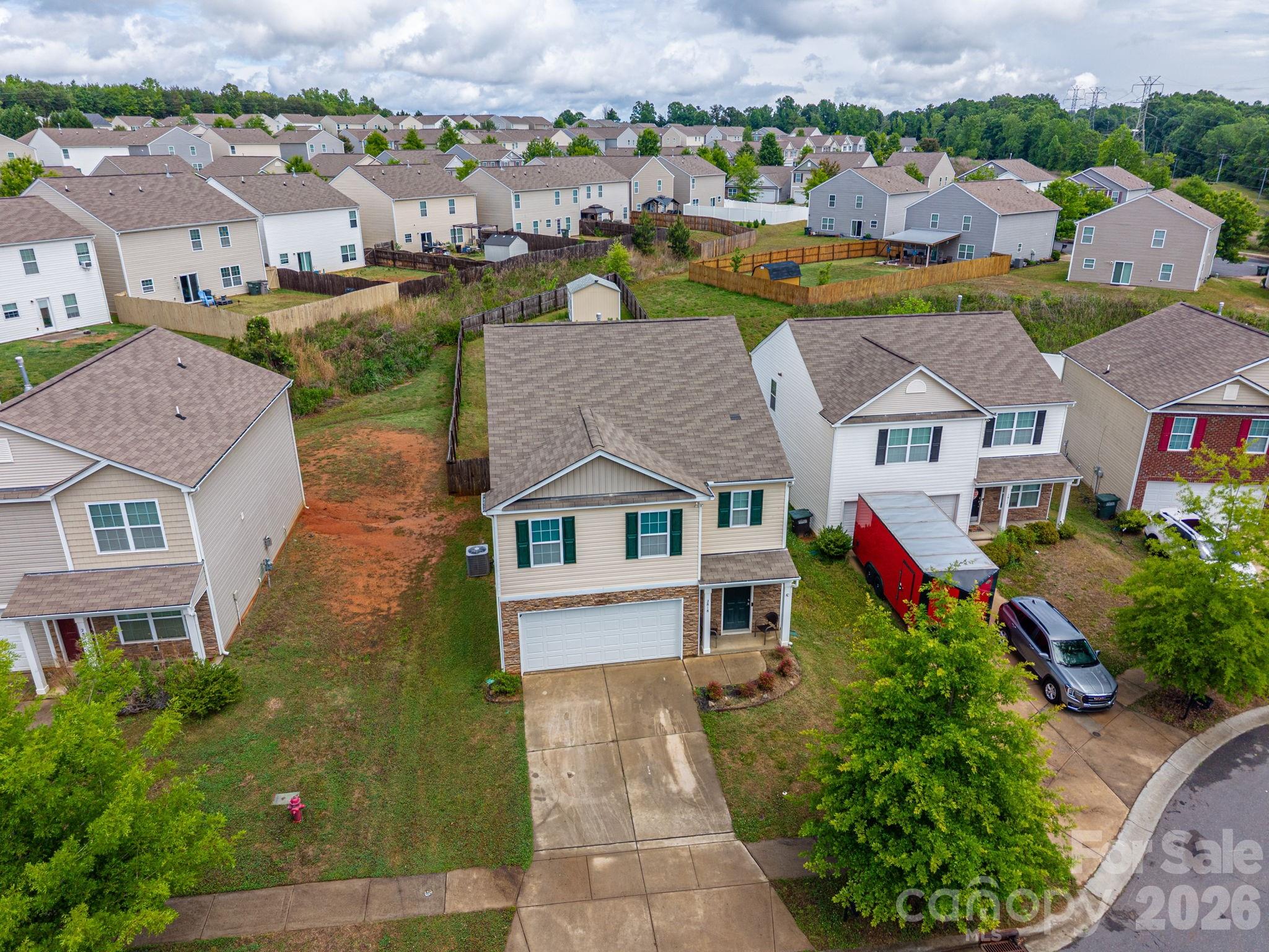 2818 Easton Knoll Drive