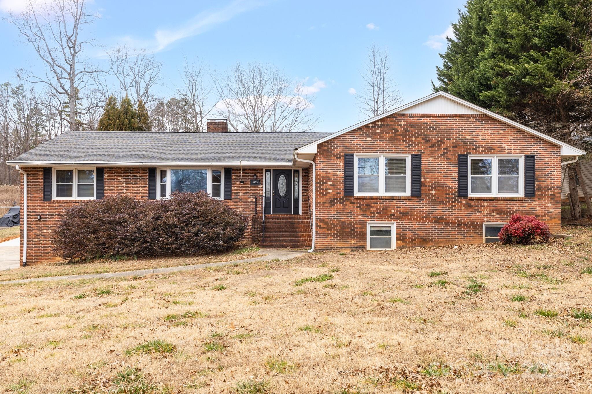 1175 Whispering Pines Drive