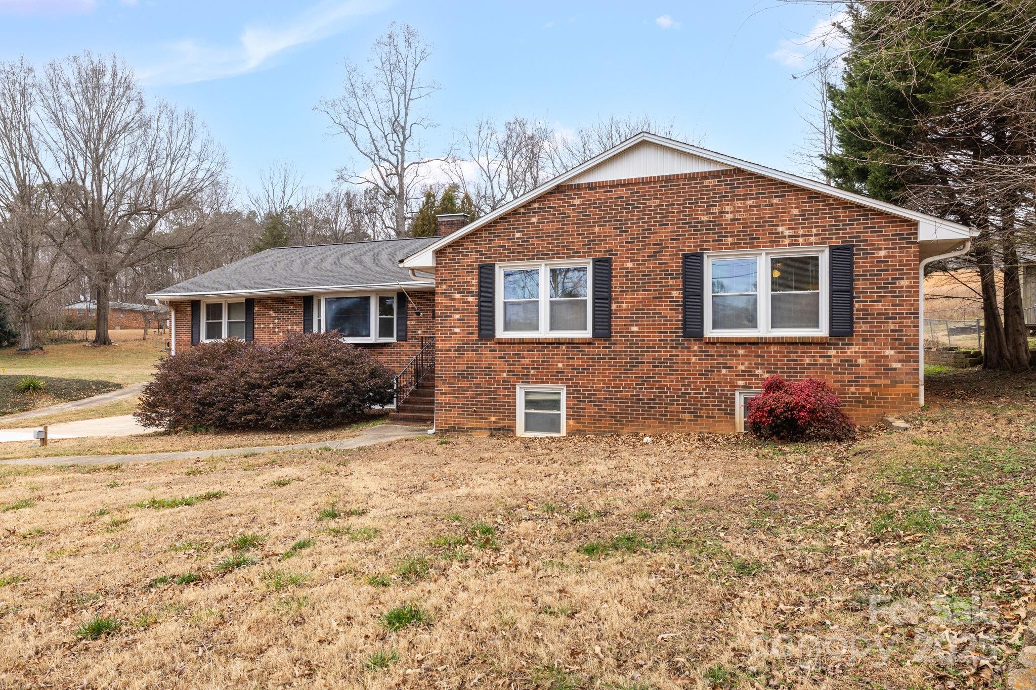 1175 Whispering Pines Drive