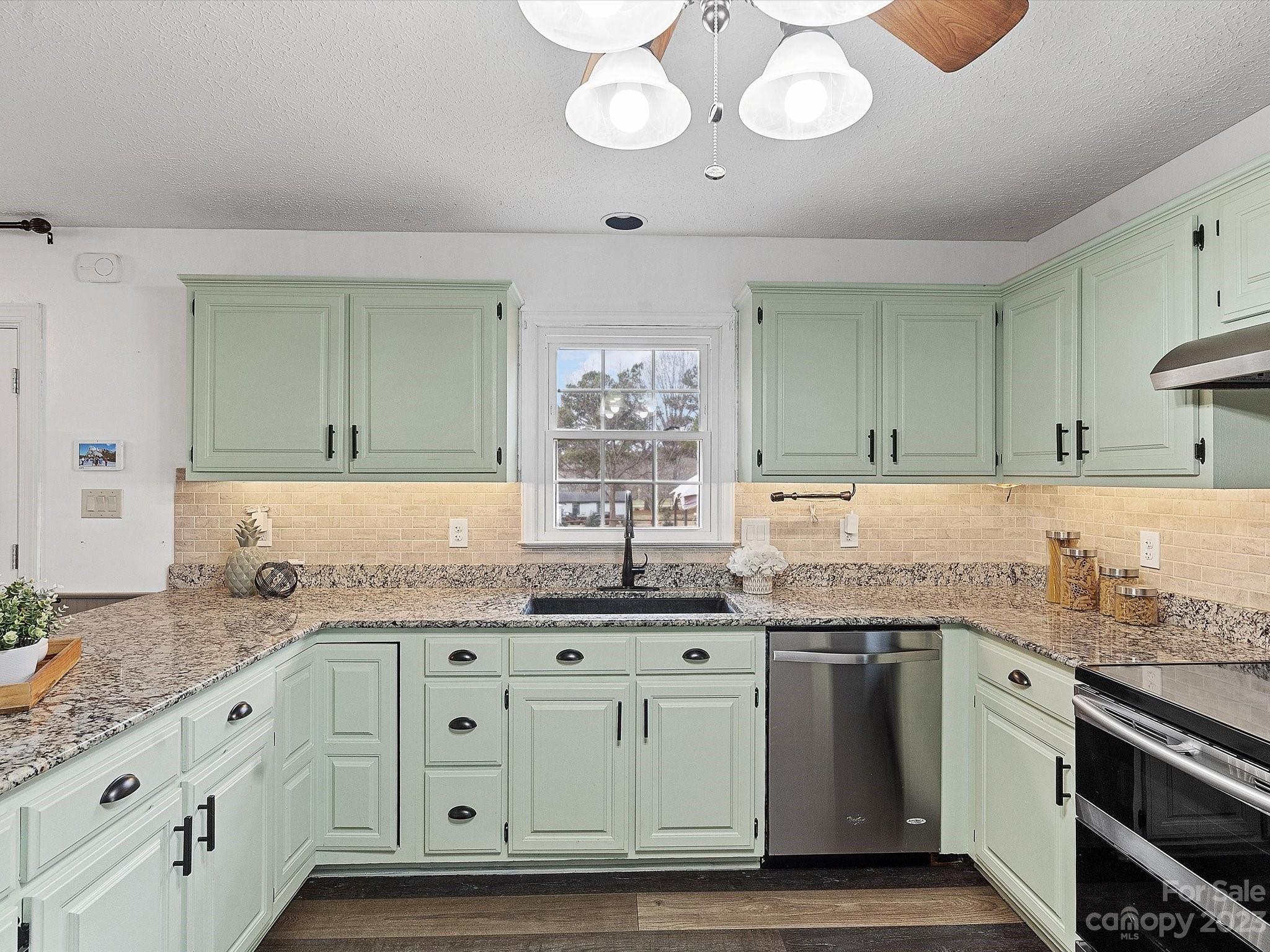 Windsong Estates - Residential