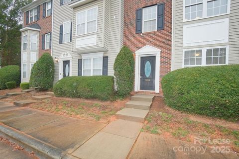 Photo of 9858 Treeside Lane, Matthews, NC 28105 (MLS # 4306556)