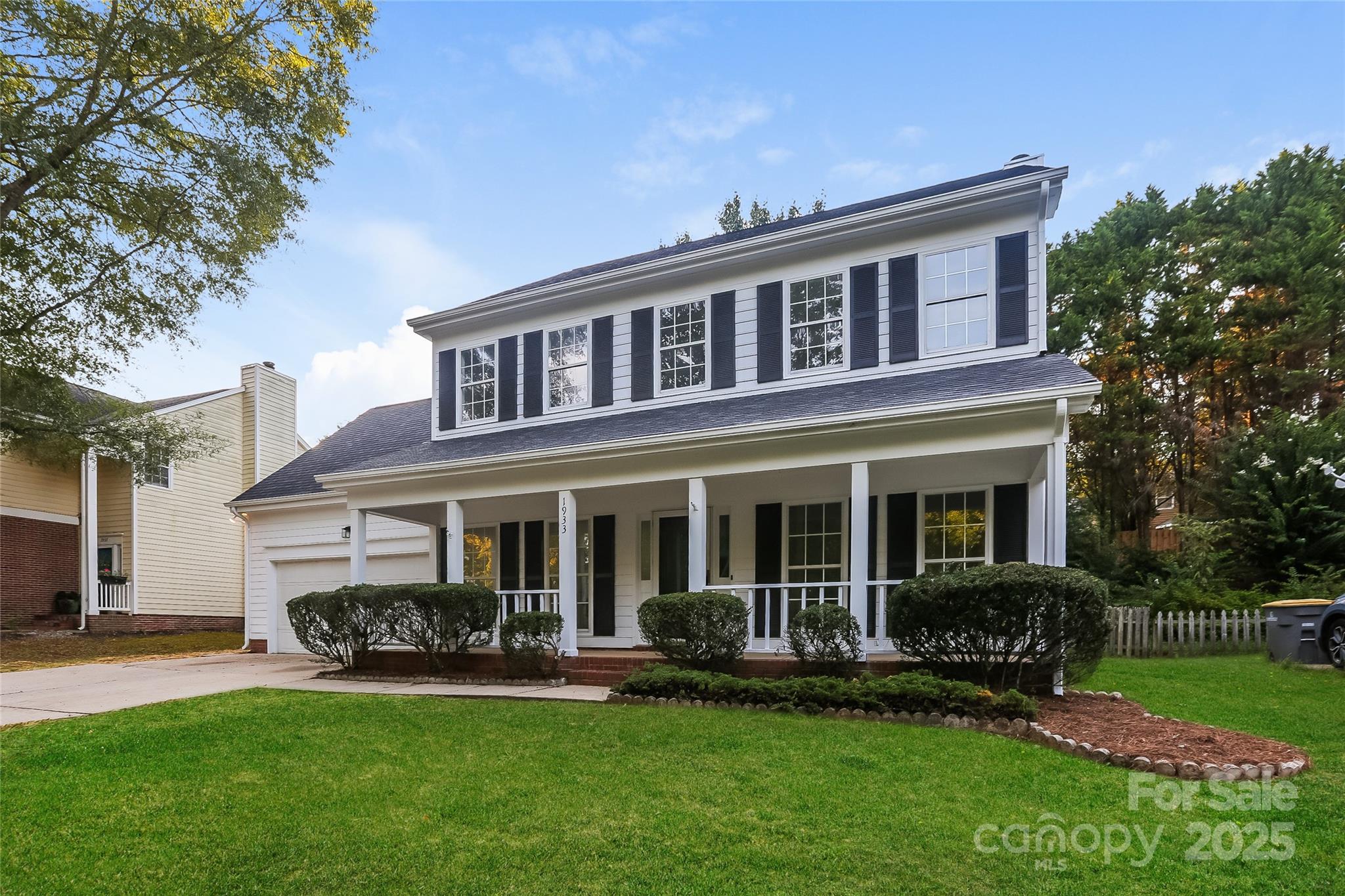 1933 Stonewyck Avenue