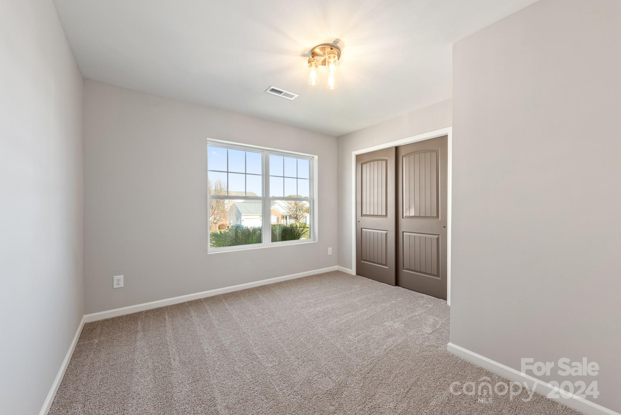 Lincoln Meadows - Residential