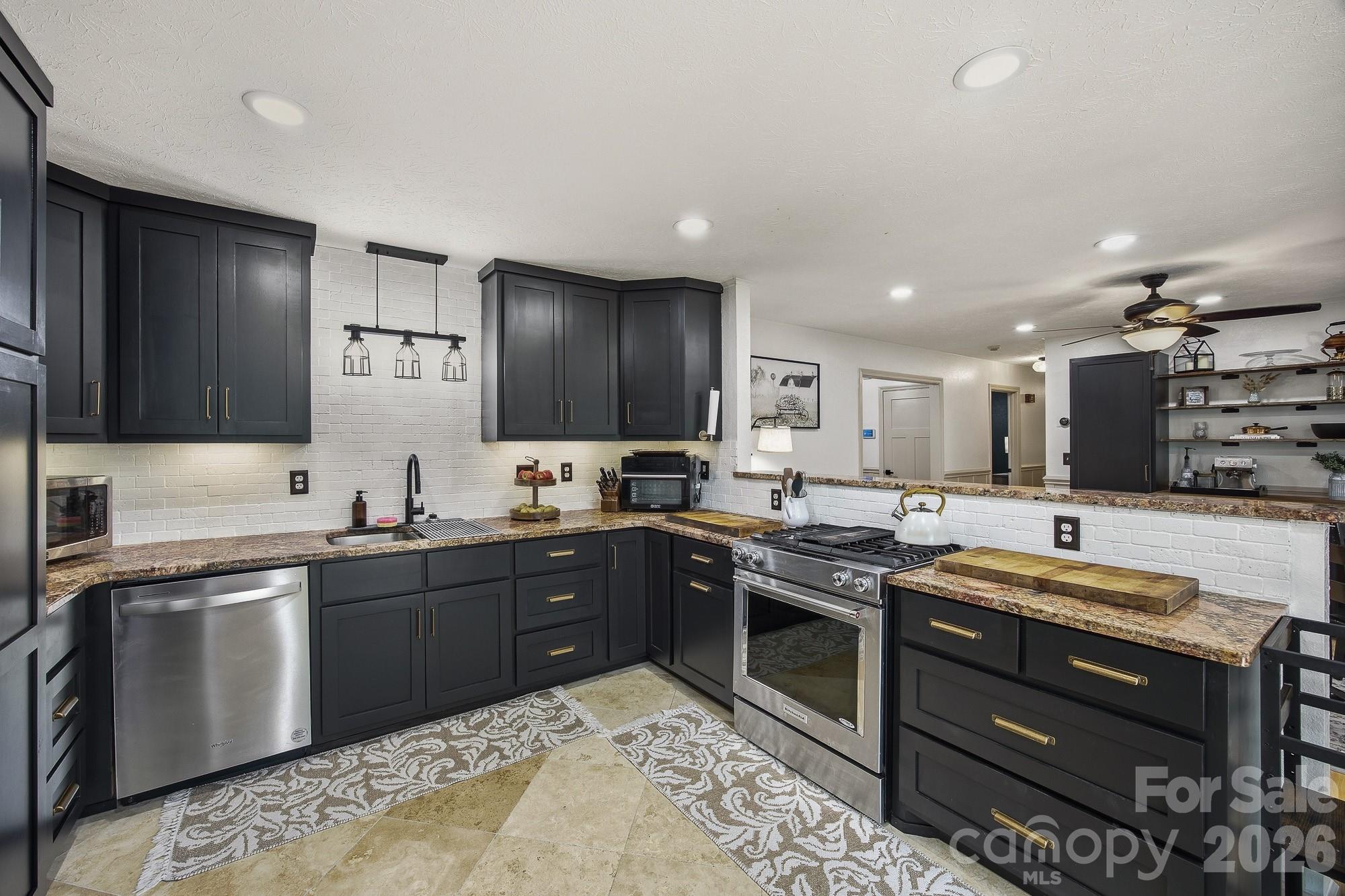 Charlesmont - Residential